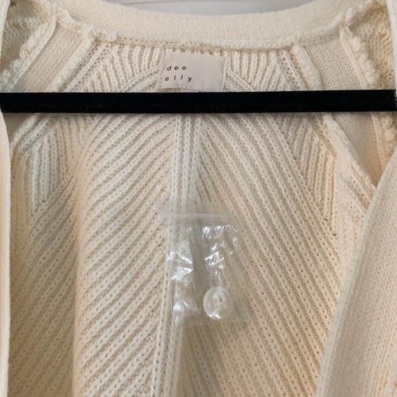 NWOT Alba Cotton Blend Pearl Button Front Cardigan in Ivory - XS - Picture 2 of 4